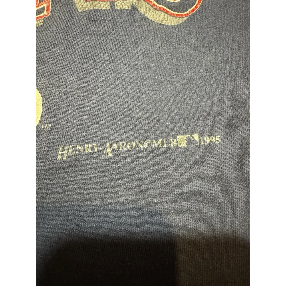 Vintage Cleveland Indians T Shirt Medium Navy 1995 Henry Aaron Chief Wahoo vtg